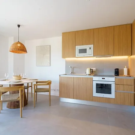Juliao House In By Lisbeyond Carvoeira
